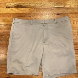 Roundtree & Yorke Men's Beige Flat Front Shorts